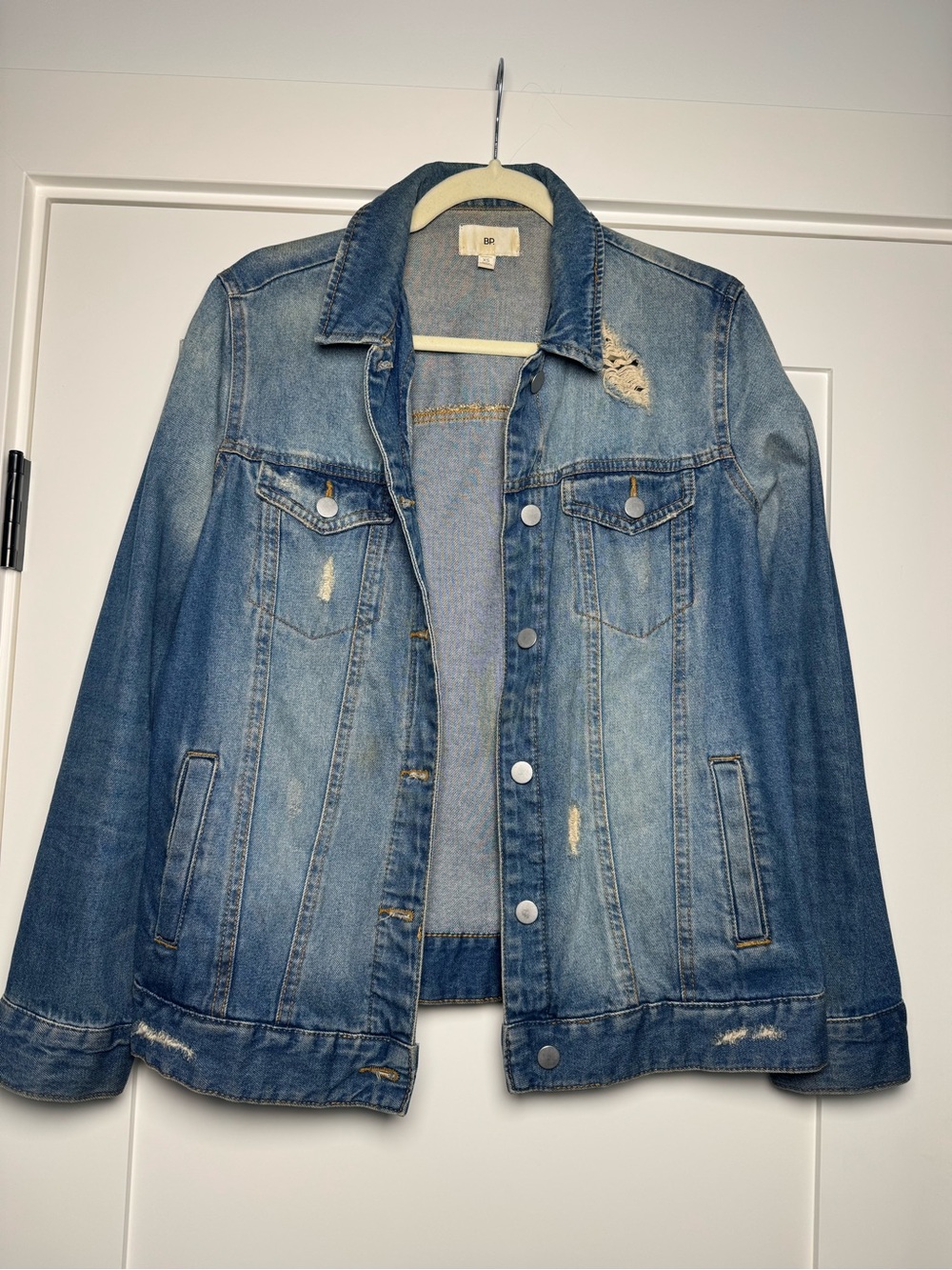 bp Oversized Women’s Light Blue Distressed Denim Jacket